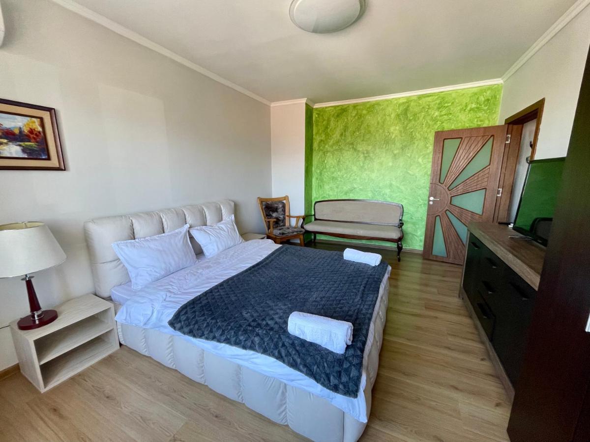 Amazing View Central 1 Bedroom Apartment Pazardzhik Exteriör bild